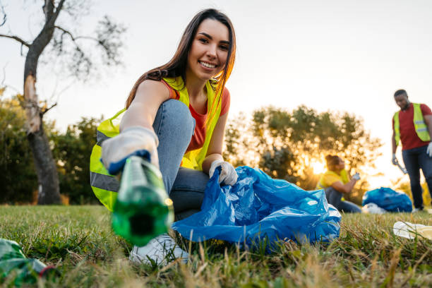 Best Yard Cleanup Services  in Everett, MA