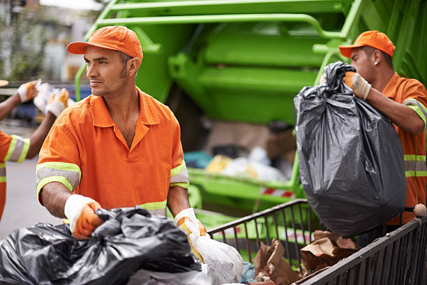 Best Commercial Cleanout Services  in Everett, MA